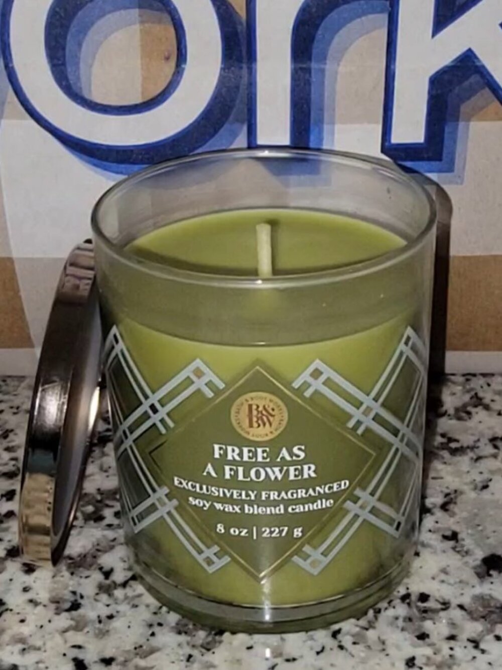 🎉 FREE AS A FLOWER- Limited Edition CANDLE